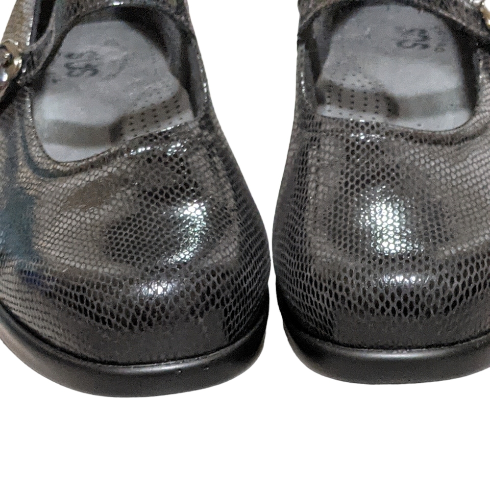 SAS Black Mary Jane Flats - Picture 11 of 12